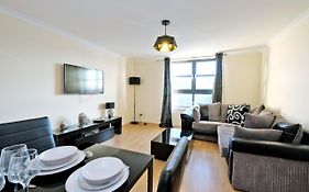 Orangeapartments Riverside Drive,5 Minutes From City Centre